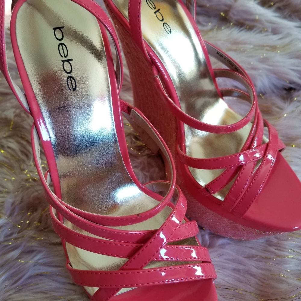 BEBE WEDGE SANDAL